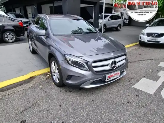 MERCEDES-BENZ-GLA 200-1.6 CGI ADVANCE 16V TURBO FLEX 4P AUTOMÁTICO MERCEDES-BENZ-GLA 200-2015