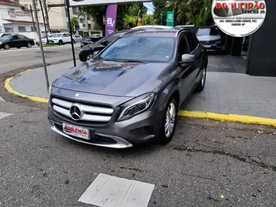 MERCEDES-BENZ-GLA 200-1.6 CGI ADVANCE 16V TURBO FLEX 4P AUTOMÁTICO MERCEDES-BENZ-GLA 200-2015