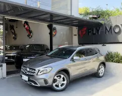 MERCEDES-BENZ GLA 200 1.6 CGI FLEX ADVANCE 7G-DCT MERCEDES-BENZ GLA 200 1.6 CGI FLEX ADVANCE 7G-DCT