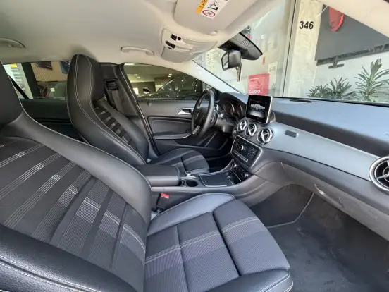 MERCEDES-BENZ-GLA 200-1.6 CGI FLEX ADVANCE 7G-DCT MERCEDES-BENZ-GLA 200-2018