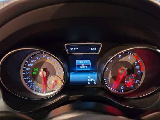 MERCEDES-BENZ-GLA 200-1.6 CGI ADVANCE 16V TURBO FLEX 4P AUTOMÁTICO MERCEDES-BENZ-GLA 200-2016