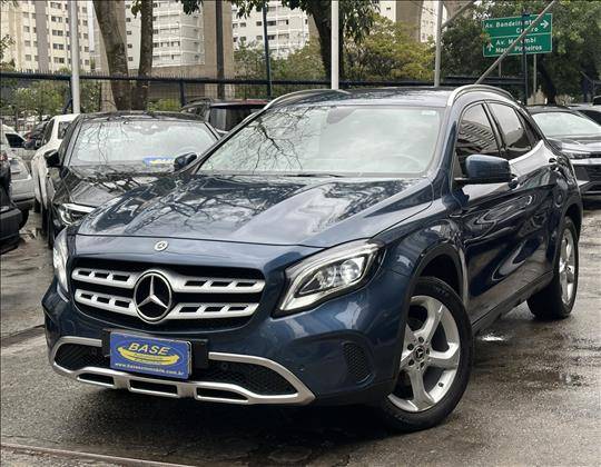 MERCEDES-BENZ GLA 200 1.6 CGI FLEX STYLE 7G-DCT