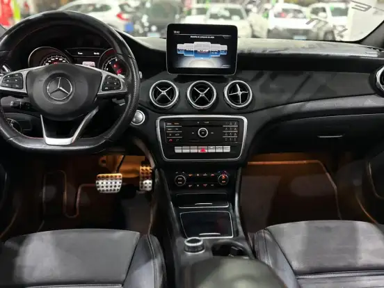 MERCEDES-BENZ-GLA 250-2.0 CGI GASOLINA SPORT 7G-DCT MERCEDES-BENZ-GLA 250-2020
