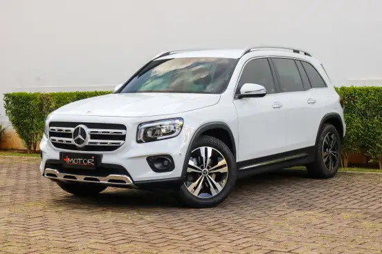 MERCEDES-BENZ-GLB 200-2021