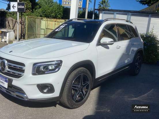 MERCEDES-BENZ-GLB 200-2021