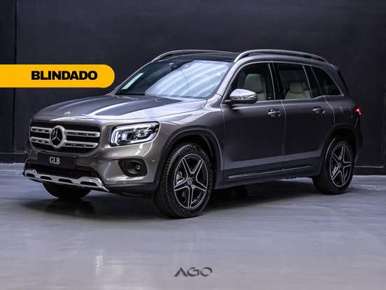 MERCEDES-BENZ-GLB 200-2023