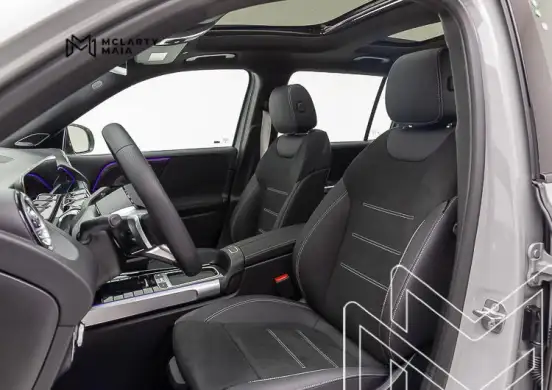 MERCEDES-BENZ-GLB 220-2026