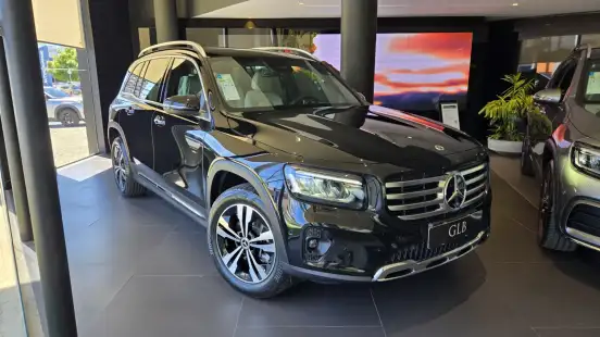 MERCEDES-BENZ-GLB 220-2026