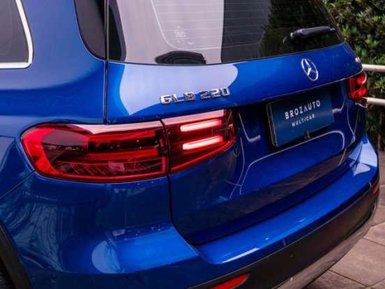 MERCEDES-BENZ-GLB 220-2.0 MHEV PROGRESSIVE 4MATIC 8G-DCT MERCEDES-BENZ-GLB 220-2024