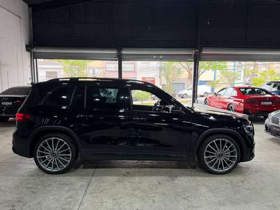MERCEDES-BENZ-GLB 35 AMG-2024