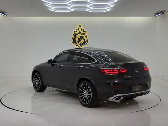 MERCEDES-BENZ-GLC 300-2.0 CGI GASOLINA COUPÉ 4MATIC 9G-TRONIC MERCEDES-BENZ-GLC 300-2020