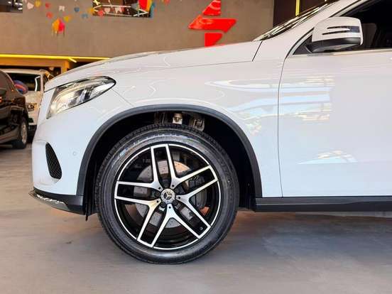 MERCEDES-BENZ-GLE 400-3.0 V6 GASOLINA HIGHWAY COUPÉ 4MATIC 9G-TRONIC MERCEDES-BENZ-GLE 400-2017