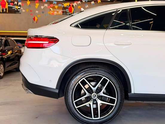 MERCEDES-BENZ-GLE 400-2017