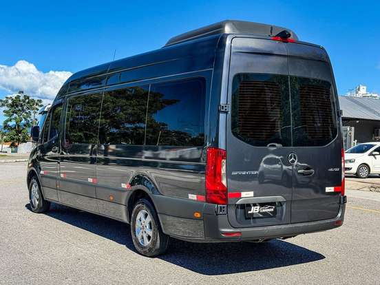 MERCEDES-BENZ-SPRINTER-2021