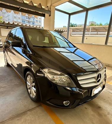 MERCEDES-BENZ B 200 1.6 TURBO GASOLINA 4P AUTOMÁTICO