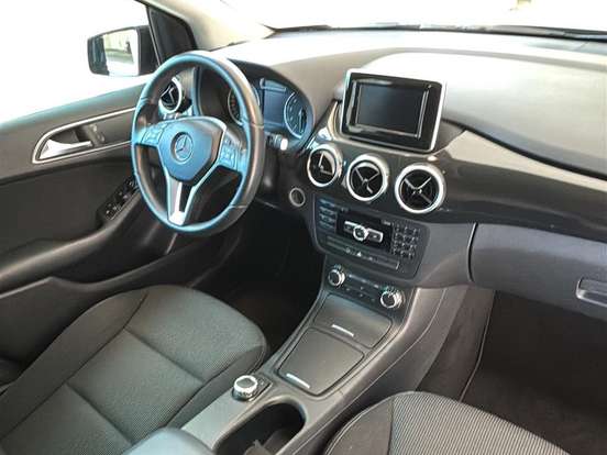 MERCEDES-BENZ-B 200-1.6 TURBO GASOLINA 4P AUTOMÁTICO MERCEDES-BENZ-B 200-2013