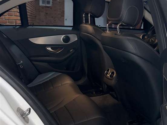 MERCEDES-BENZ-C 180-1.6 CGI AVANTGARDE 16V TURBO GASOLINA 4P AUTOMÁTICO MERCEDES-BENZ-C 180-2017