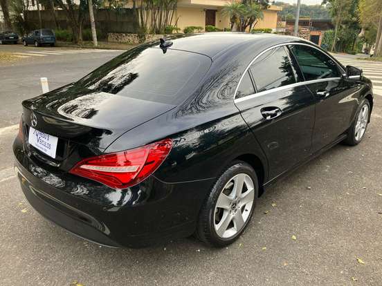 MERCEDES-BENZ-CLA 180-2018