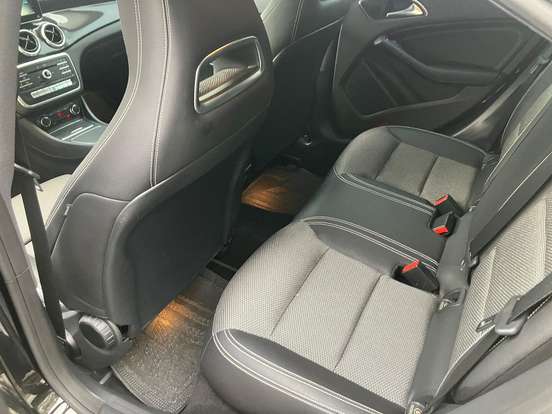 MERCEDES-BENZ-CLA 180-2018