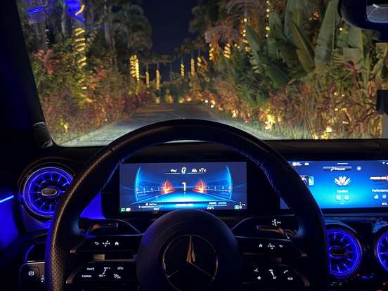 MERCEDES-BENZ-CLA 35 AMG-2.0 MHEV 4MATIC 8G-DCT MERCEDES-BENZ-CLA 35 AMG-2024