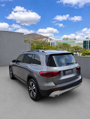MERCEDES-BENZ-GLB 220-2.0 MHEV PROGRESSIVE 4MATIC 8G-DCT MERCEDES-BENZ-GLB 220-2024
