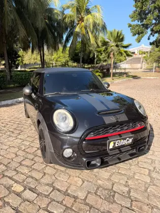MINI COOPER 2.0 S EXCLUSIVE 16V TURBO GASOLINA 2P AUTOMÁTICO