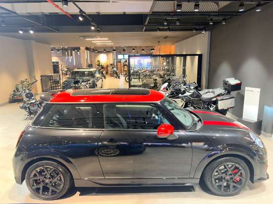 MINI-COOPER-2025