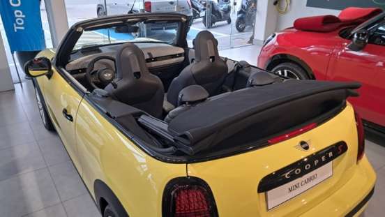 MINI-COOPER-2025