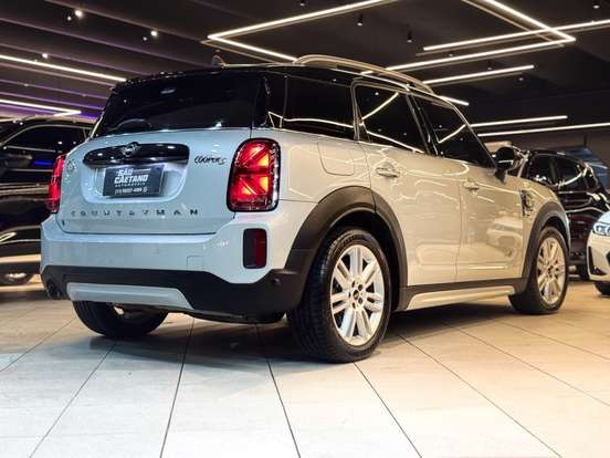 MINI-COUNTRYMAN-2021