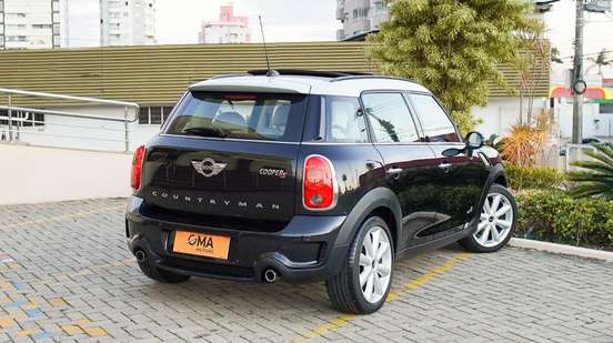 MINI-COUNTRYMAN-2011