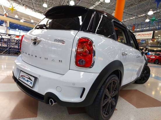 MINI-COUNTRYMAN-2015