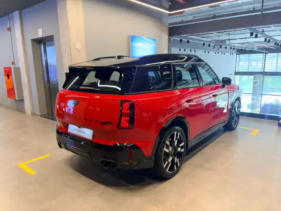 MINI-COUNTRYMAN-2025