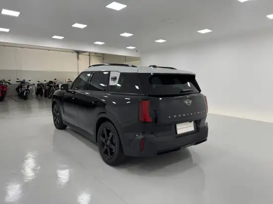 MINI-COUNTRYMAN-2024