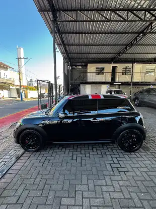 MINI-ONE-2010