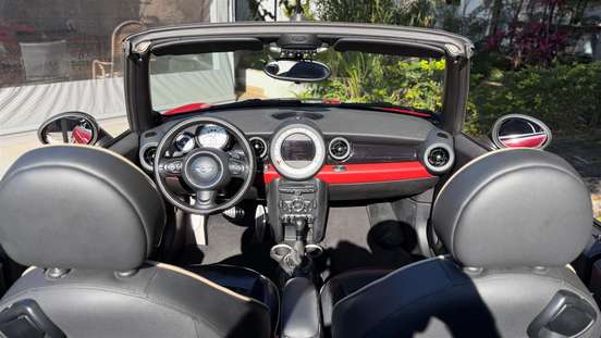 MINI-COOPER-2010