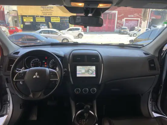 MITSUBISHI-ASX-2012