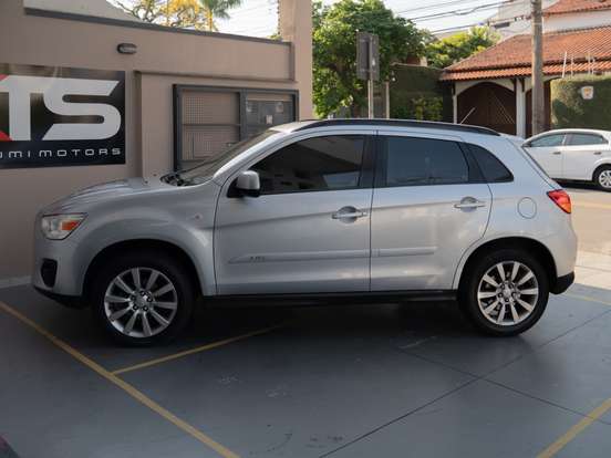 MITSUBISHI-ASX-2016