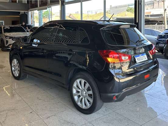 MITSUBISHI-ASX-2015
