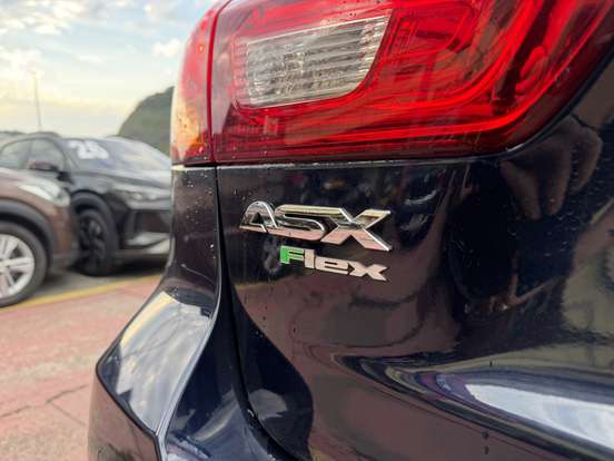 MITSUBISHI-ASX-2019
