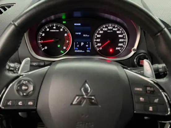 MITSUBISHI-ECLIPSE CROSS-1.5 MIVEC TURBO GASOLINA HPE-S S-AWC CVT MITSUBISHI-ECLIPSE CROSS-2020