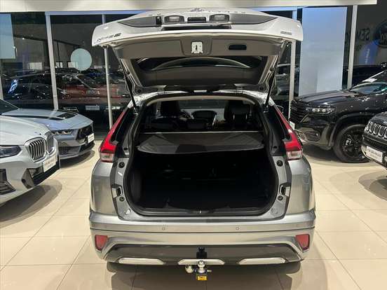 MITSUBISHI-ECLIPSE CROSS-2024