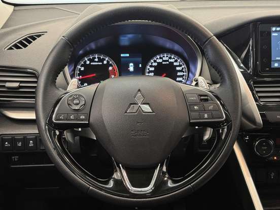 MITSUBISHI-ECLIPSE CROSS-1.5 MIVEC TURBO GASOLINA HPE-S S-AWC CVT MITSUBISHI-ECLIPSE CROSS-2024