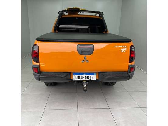 MITSUBISHI-L200 SAVANA-3.2 4X4 16V OFF TURBO INTERCOOLER DIESEL 4P MANUAL MITSUBISHI-L200 SAVANA-2015