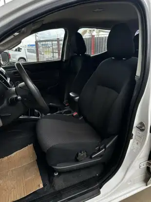 MITSUBISHI-L200 TRITON-2020
