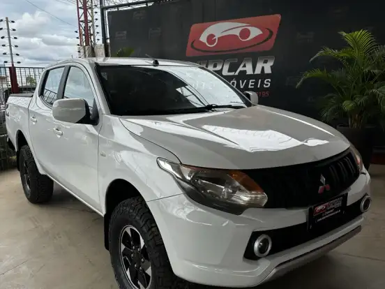 MITSUBISHI-L200 TRITON-2.4 16V TURBO DIESEL SPORT GL CD 4P 4X4 MANUAL MITSUBISHI-L200 TRITON-2020
