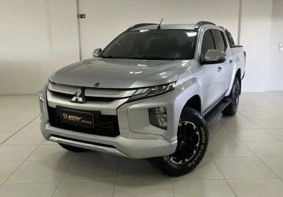 MITSUBISHI L200 TRITON 2.4 16V TURBO DIESEL SPORT HPE CD 4P 4X4 AUTOMÁTICO