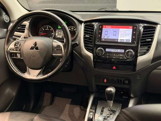 MITSUBISHI-L200 TRITON-2018