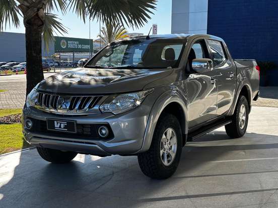 MITSUBISHI-L200 TRITON-2.4 16V TURBO DIESEL SPORT HPE-S CD 4P 4X4 AUTOMÁTICO MITSUBISHI-L200 TRITON-2017