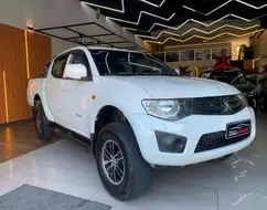 MITSUBISHI L200 TRITON 2.4 GL 4X2 CD 16V FLEX 4P MANUAL MITSUBISHI L200 TRITON 2.4 GL 4X2 CD 16V FLEX 4P MANUAL