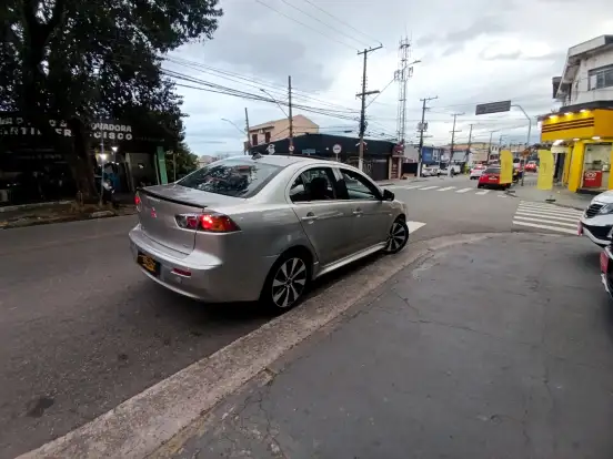 MITSUBISHI-LANCER-2012